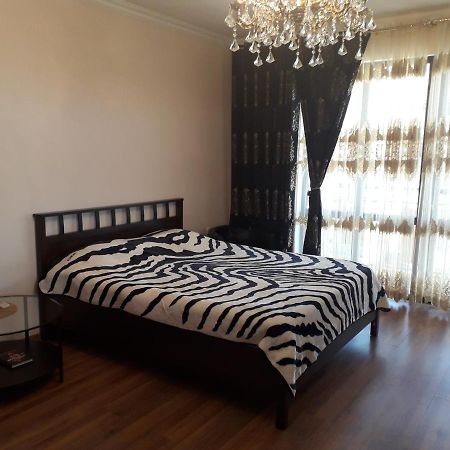 Chasha Polnaya Appartement Soechoemi Buitenkant foto