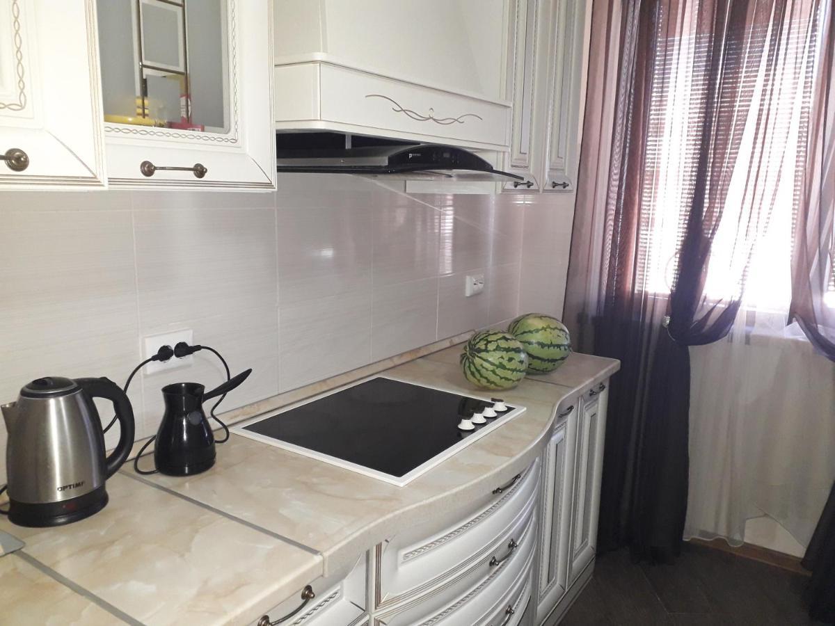 Chasha Polnaya Appartement Soechoemi Buitenkant foto